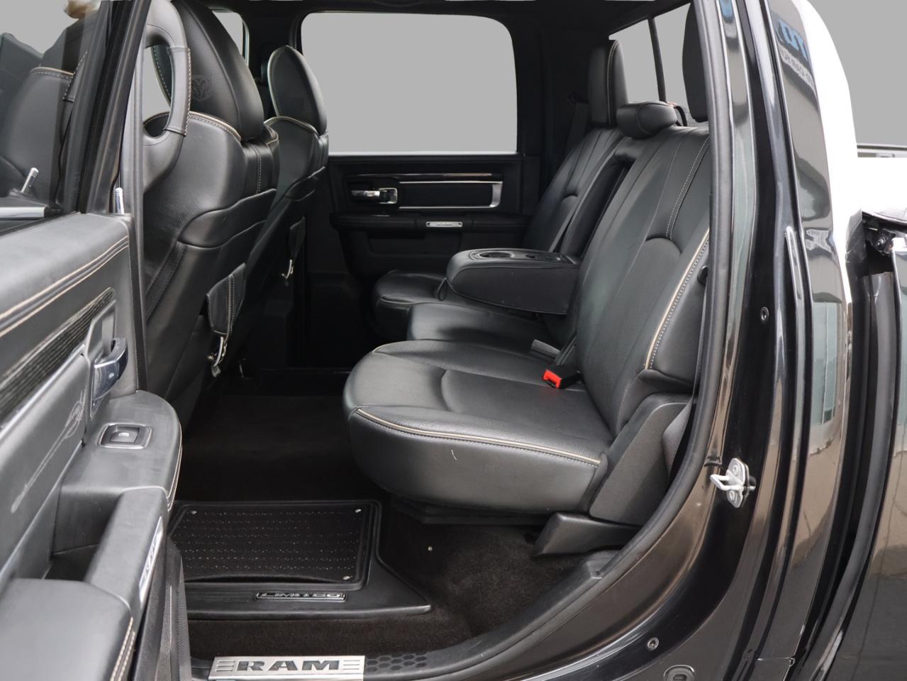 2018 RAM 1500 LIMITED HEMI CREW 4WD CERTIFIED *ACCIDENT FREE*DODGE MAINTAIN* CAMERA NAV BLUETOOTH HEAT/COOL LEATHER SEATS/STEERING SUNROOF P.SENSORS CRUISE ALLOYS - Photo #15