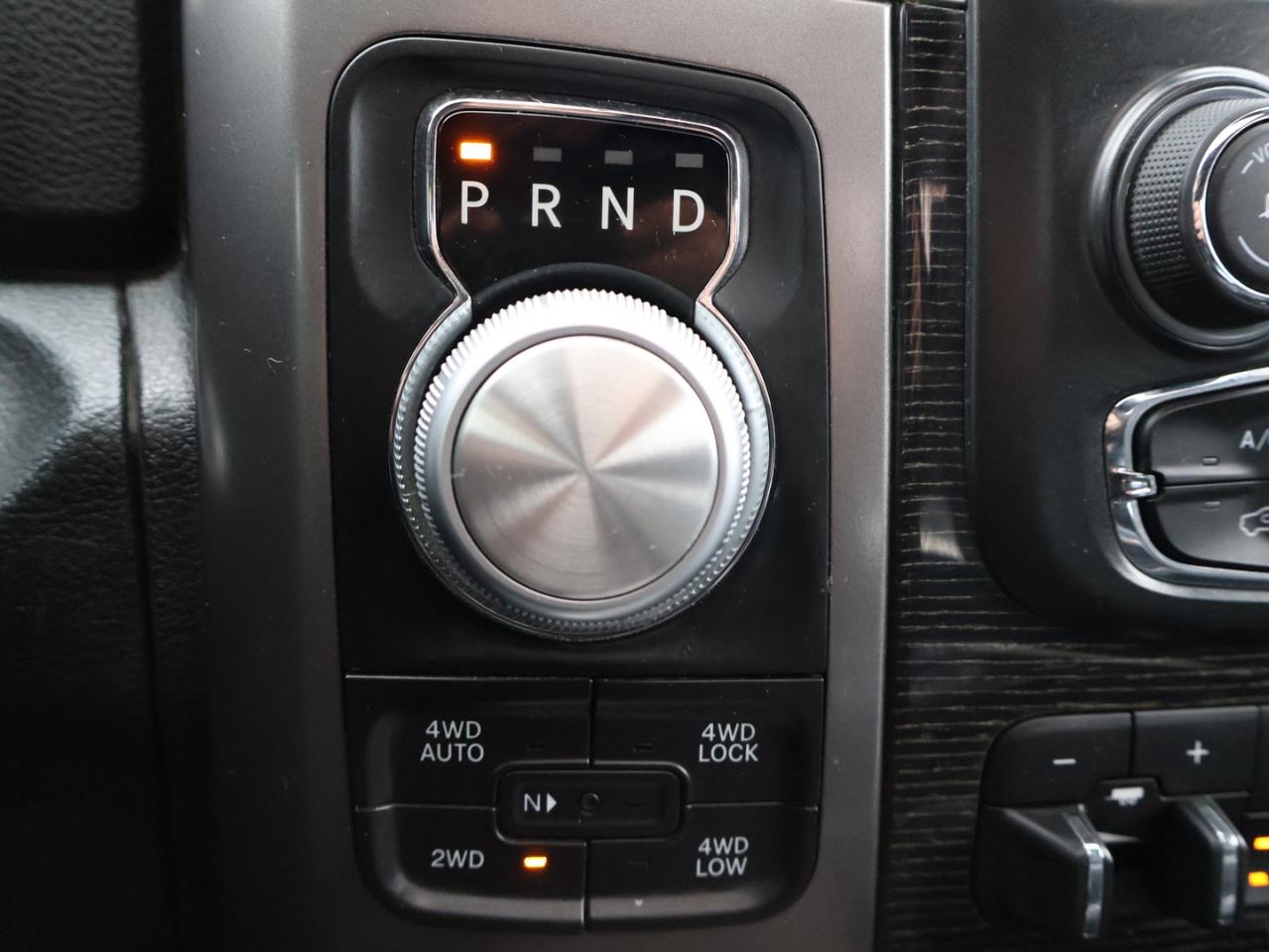 2018 RAM 1500 LIMITED HEMI CREW 4WD CERTIFIED *ACCIDENT FREE*DODGE MAINTAIN* CAMERA NAV BLUETOOTH HEAT/COOL LEATHER SEATS/STEERING SUNROOF P.SENSORS CRUISE ALLOYS - Photo #20