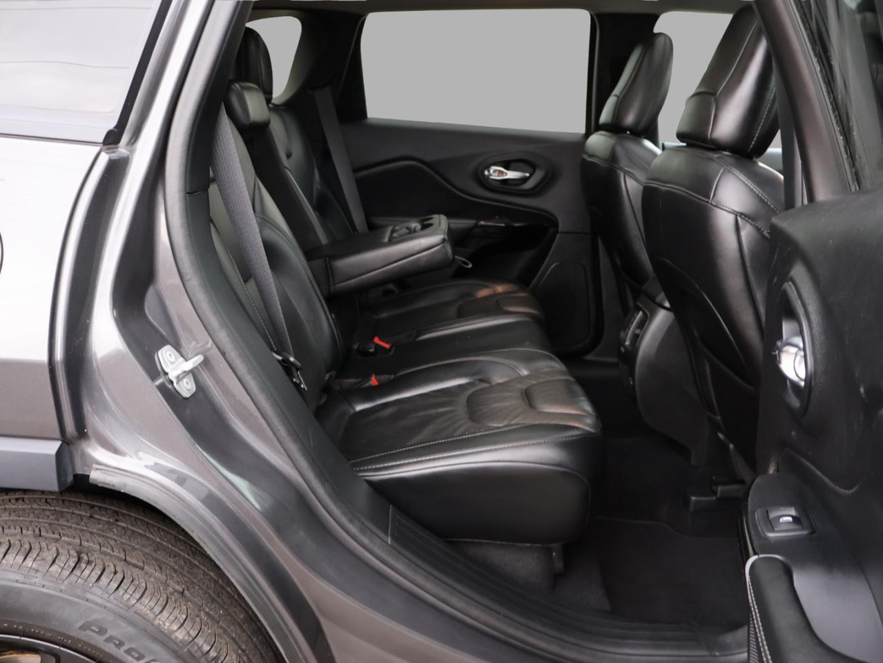 2021 Jeep Cherokee V6 LATITUDE LUXURY 4WD CERTIFIED *1 OWNER*ACCIDENT FREE* CAMERA NAV BLUETOOTH LEATHER HEATED SEATS SUNROOF CRUISE ALLOYS - Photo #16