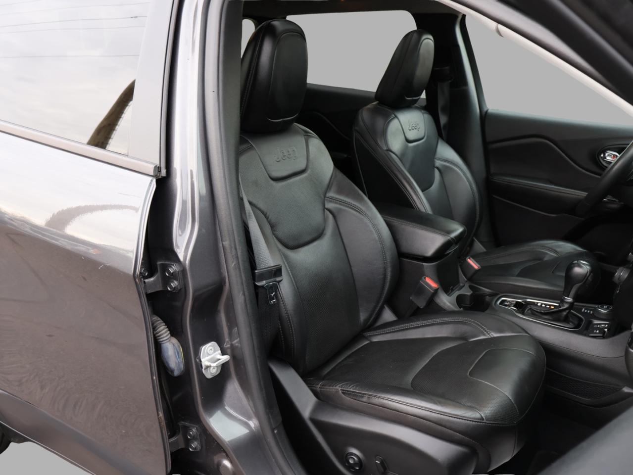 2021 Jeep Cherokee V6 LATITUDE LUXURY 4WD CERTIFIED *1 OWNER*ACCIDENT FREE* CAMERA NAV BLUETOOTH LEATHER HEATED SEATS SUNROOF CRUISE ALLOYS - Photo #18