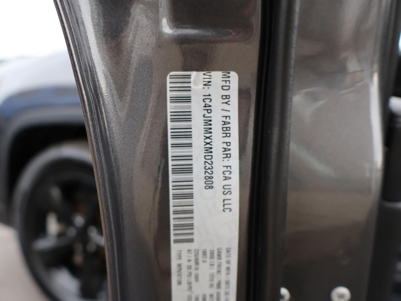 2021 Jeep Cherokee V6 LATITUDE LUXURY 4WD CERTIFIED *1 OWNER*ACCIDENT FREE* CAMERA NAV BLUETOOTH LEATHER HEATED SEATS SUNROOF CRUISE ALLOYS - Photo #47