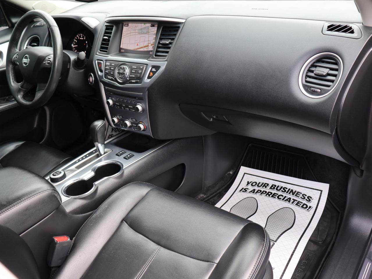 2017 Nissan Pathfinder SL 4WD CERTIFIED *7 SEATS*NISSAN MAINTAIN*2nd WINTER* 360 CAMERA NAV BLUETOOTH LEATHER HEATED 4 SEATS/STEERING DUAL ROOF CRUISE ALLOYS - Photo #12