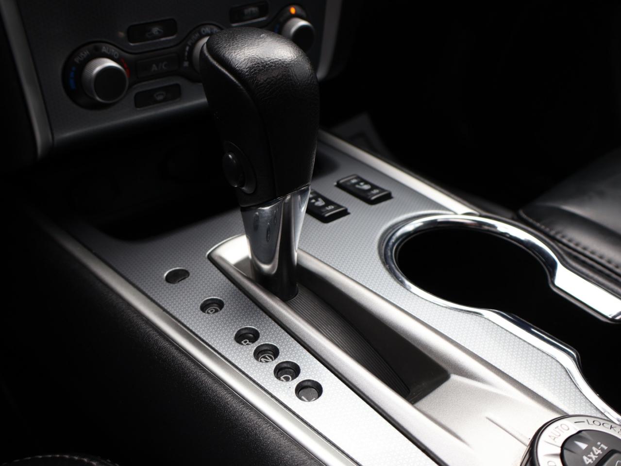 2017 Nissan Pathfinder SL 4WD CERTIFIED *7 SEATS*NISSAN MAINTAIN*2nd WINTER* 360 CAMERA NAV BLUETOOTH LEATHER HEATED 4 SEATS/STEERING DUAL ROOF CRUISE ALLOYS - Photo #21