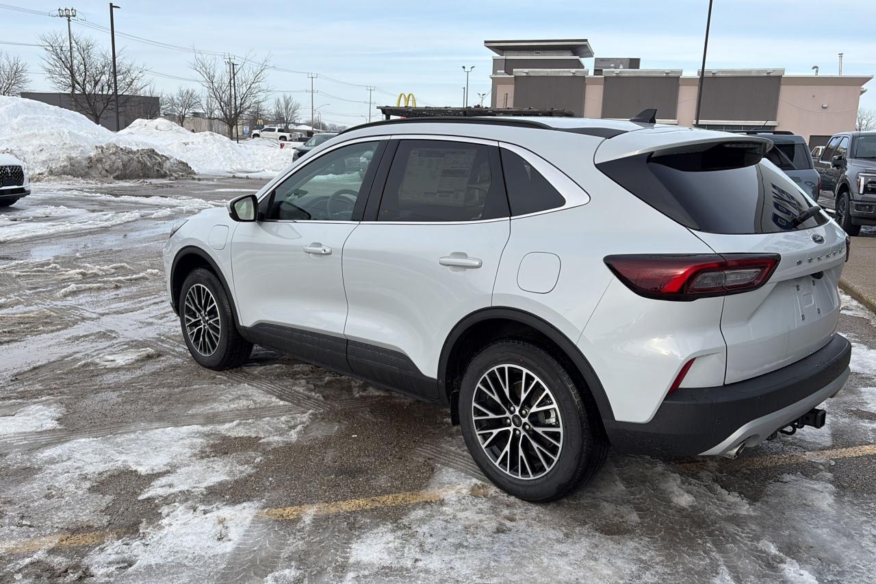 2026 Ford Escape PHEV FWD, ADAPTIVE CRUISE, TRAILER TOW PKG Photo