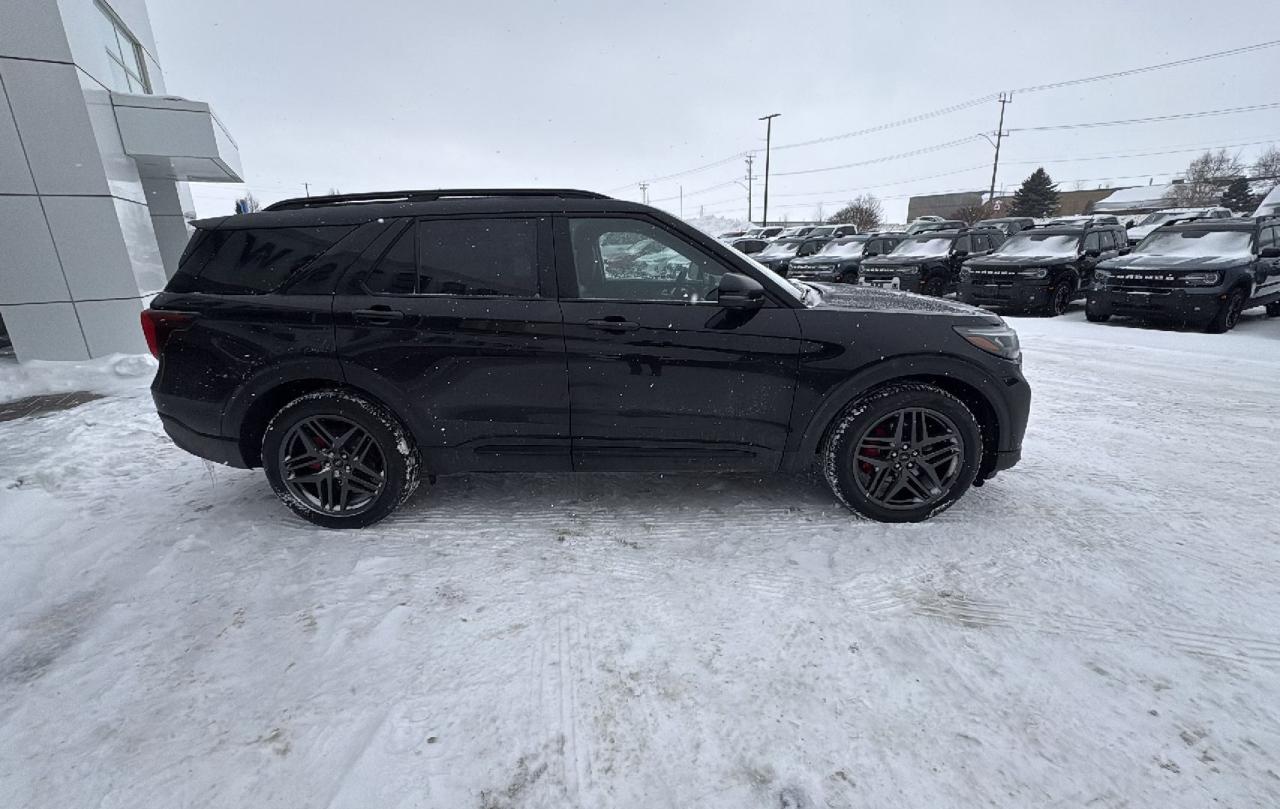 2026 Ford Explorer ST, NAVIGATION, 360 DEGREE CAMERA, PANORAMIC ROOF Photo3
