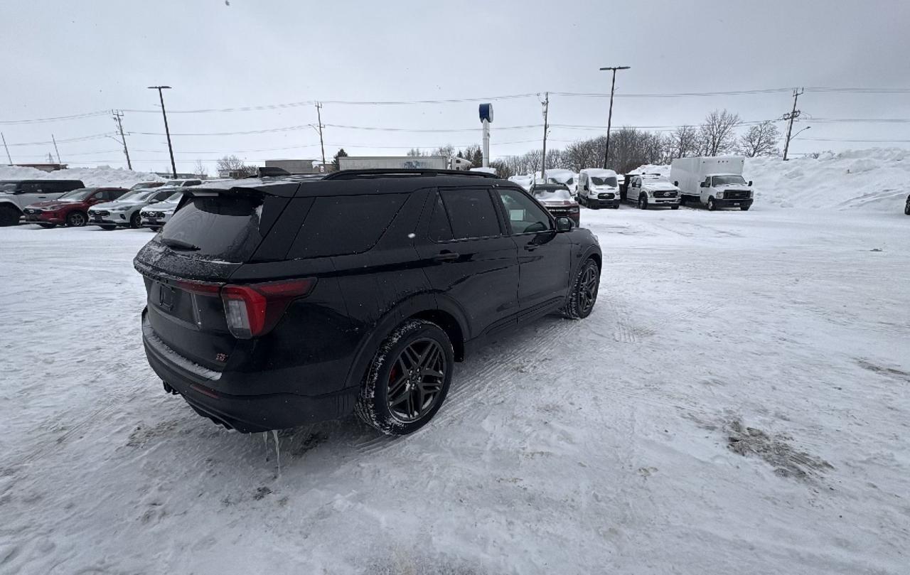 2026 Ford Explorer ST, NAVIGATION, 360 DEGREE CAMERA, PANORAMIC ROOF Photo4