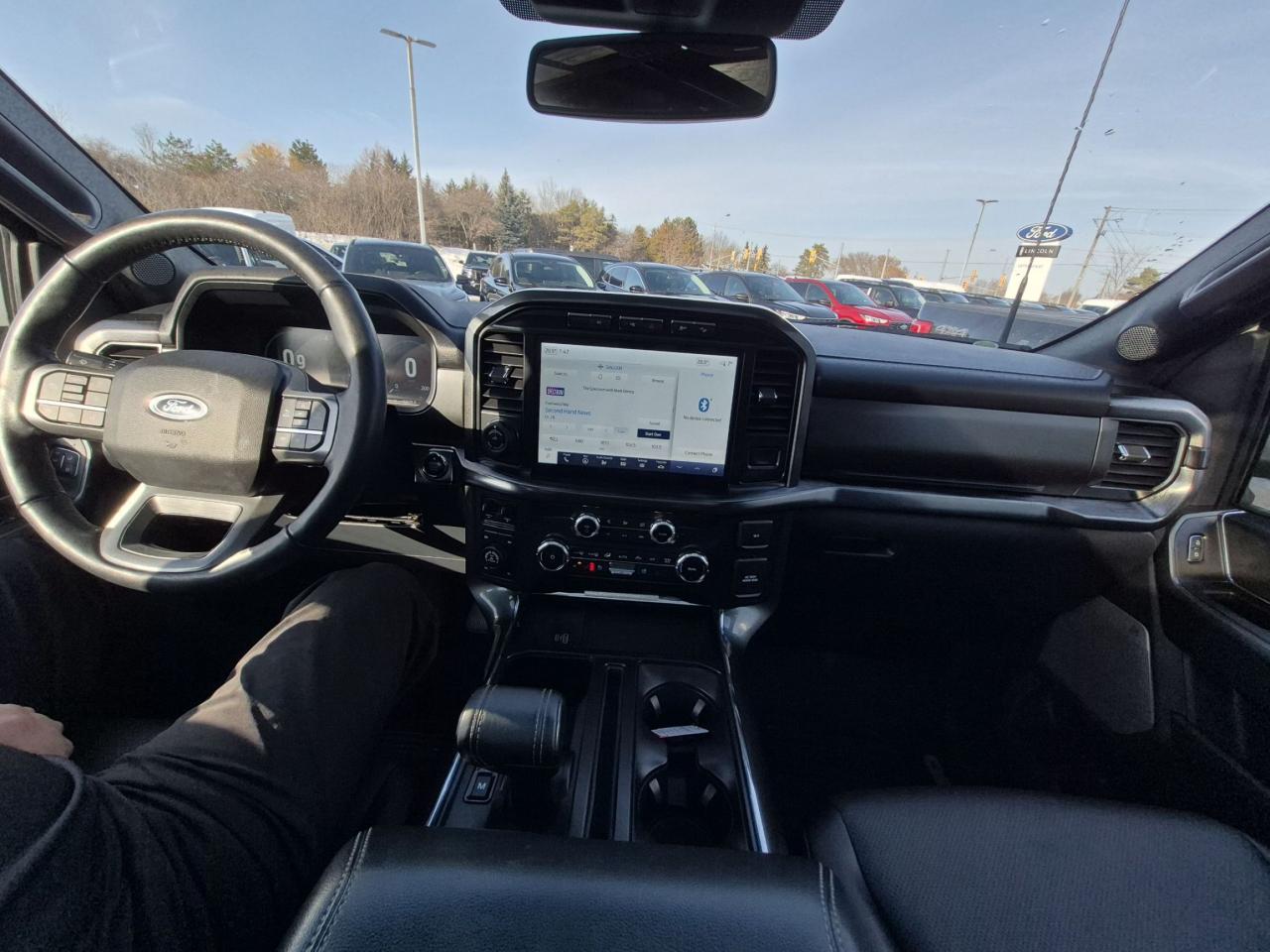 2022 Ford F-150 502A LARIAT, 20" RIMS, SPORT PACKAGE, FX4! Photo