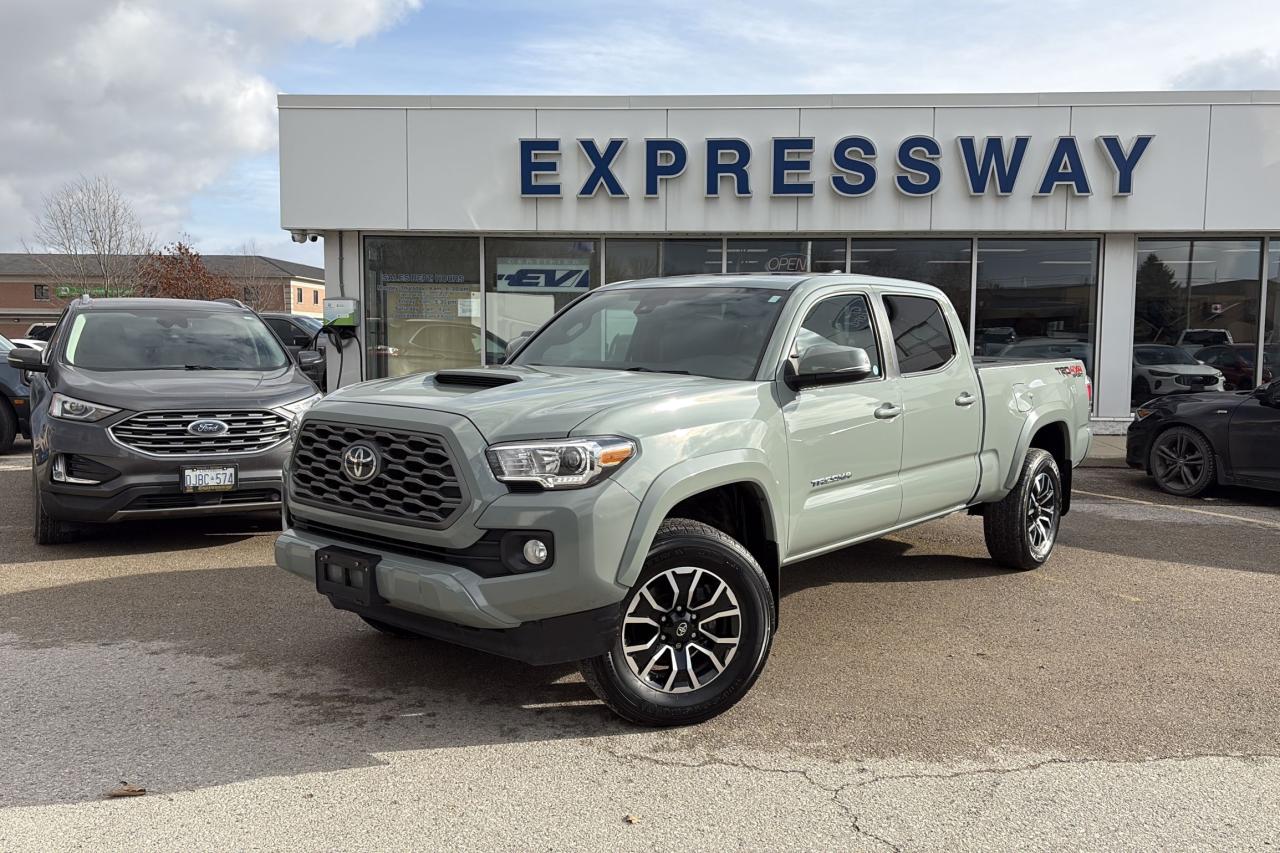 2023 Toyota Tacoma TRD SPORT, 3.5L V6, LOCAL TRADE! MOONROOF! NAV! Photo0