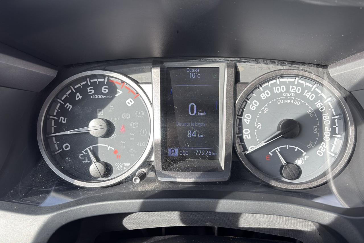 2023 Toyota Tacoma TRD SPORT, 3.5L V6, LOCAL TRADE! MOONROOF! NAV! Photo