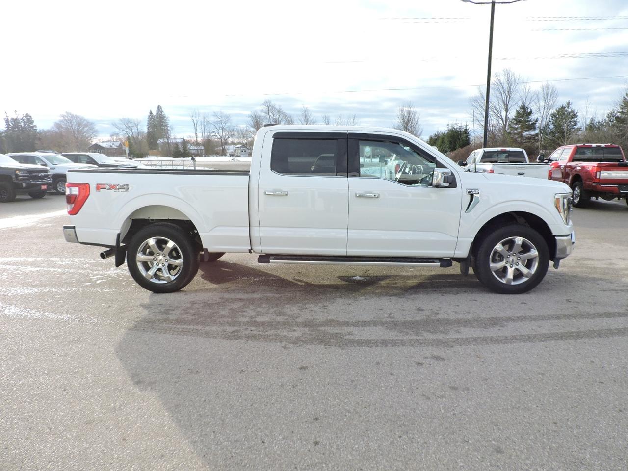 2022 Ford F-150 LARIAT 5.0L 4X4 Leather Navigation Only 31000 KMS Photo3