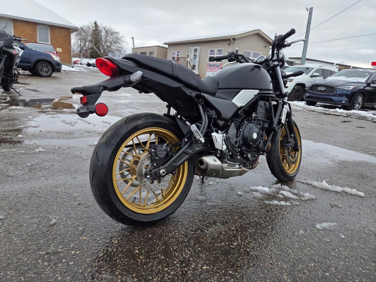 2024 Kawasaki Z1000 Z650RS ABS, ONLY 1000KMS, MODERN RETRO SPORT BIKE - Photo #12