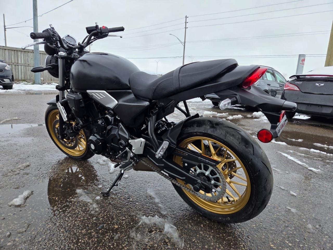 2024 Kawasaki Z1000 Z650RS ABS, ONLY 1000KMS, MODERN RETRO SPORT BIKE Photo4