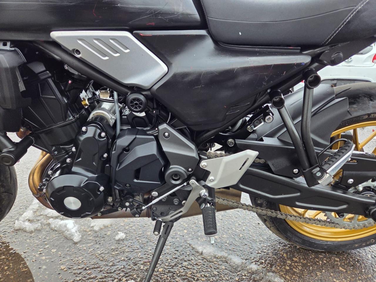 2024 Kawasaki Z1000 Z650RS ABS, ONLY 1000KMS, MODERN RETRO SPORT BIKE - Photo #10