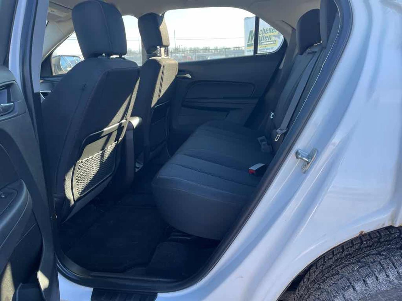 2014 Chevrolet Equinox LS Photo