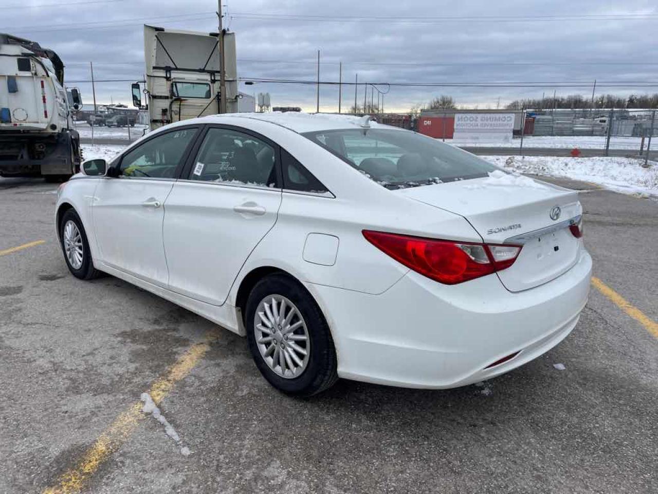 2013 HYUNDA SONATA GLS Photo