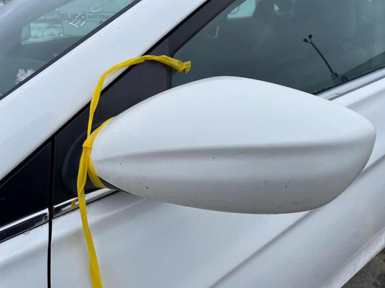 2013 HYUNDA SONATA GLS Photo