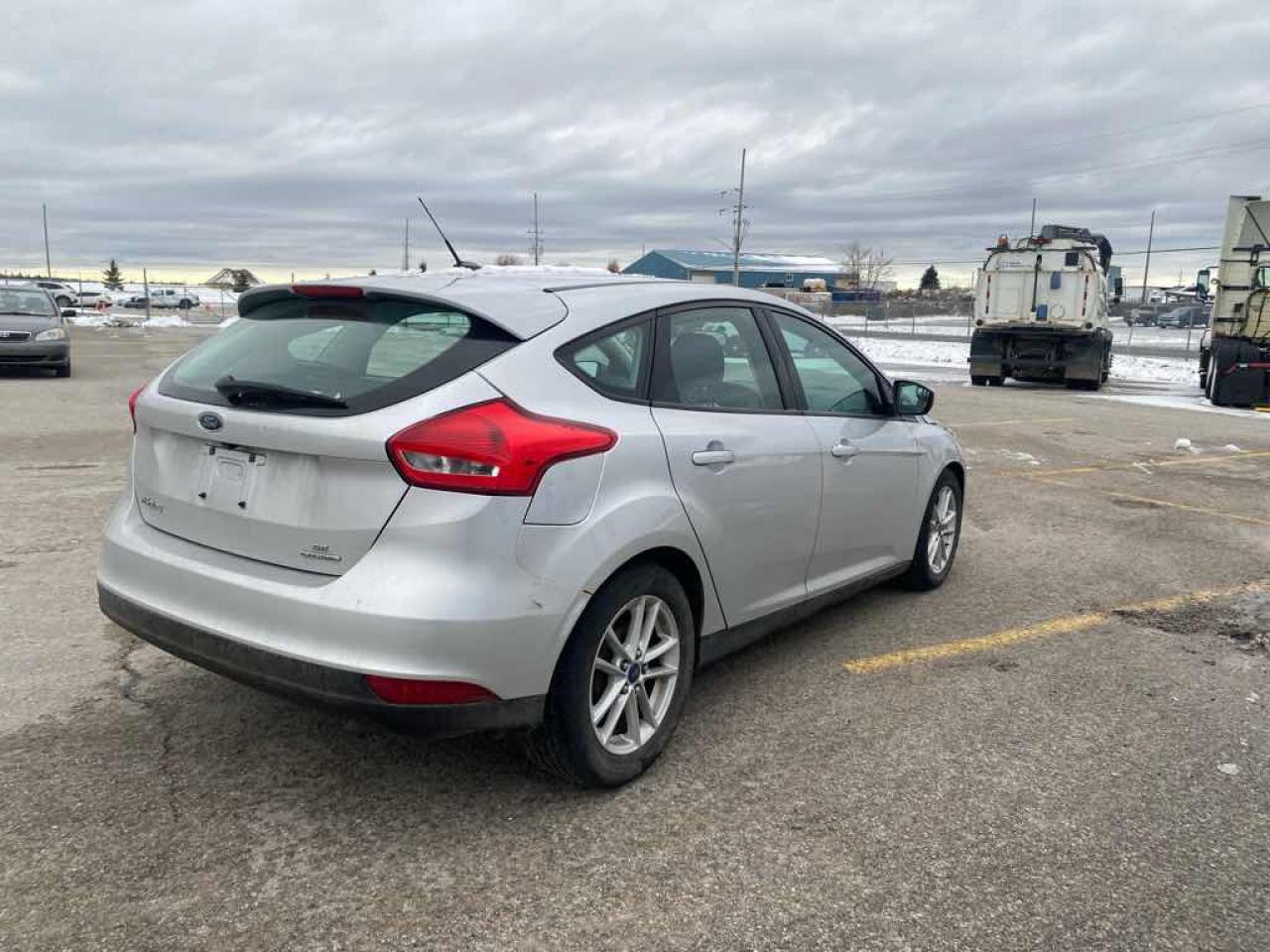 2015 Ford Focus SE - Photo #4