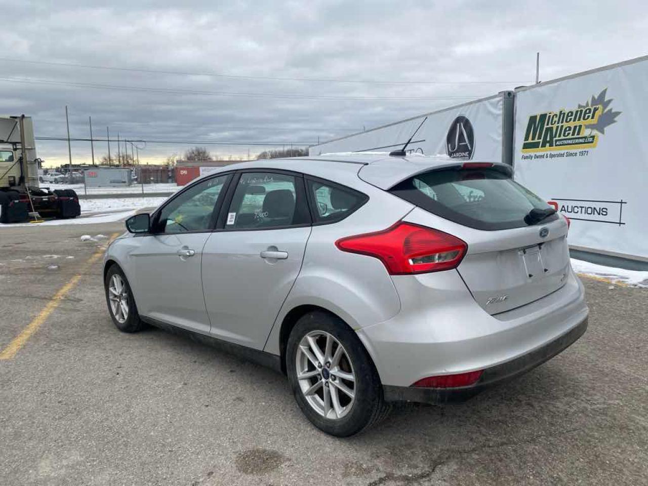 2015 Ford Focus SE - Photo #6