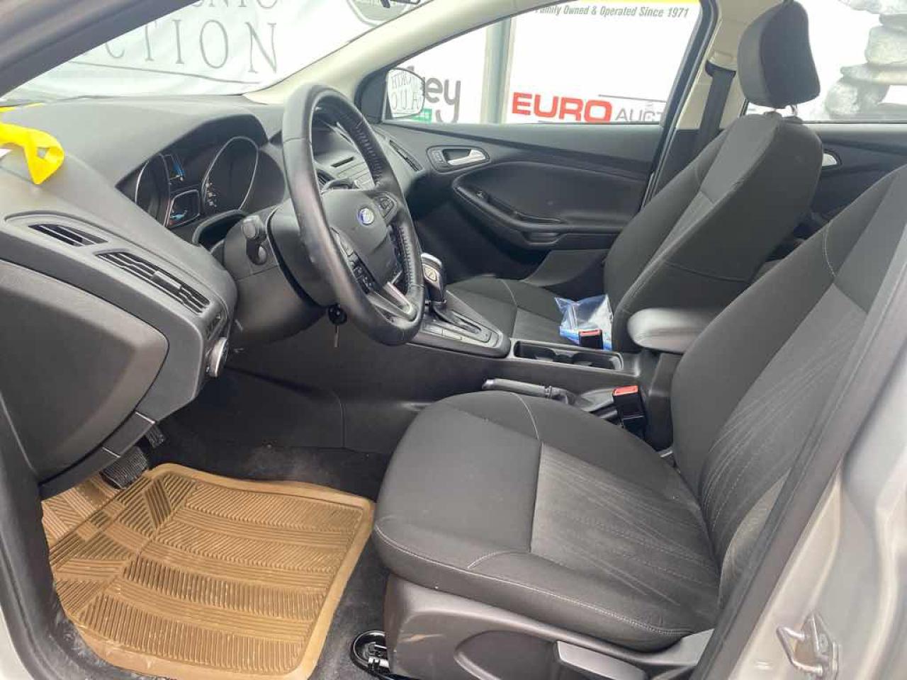 2015 Ford Focus SE - Photo #8