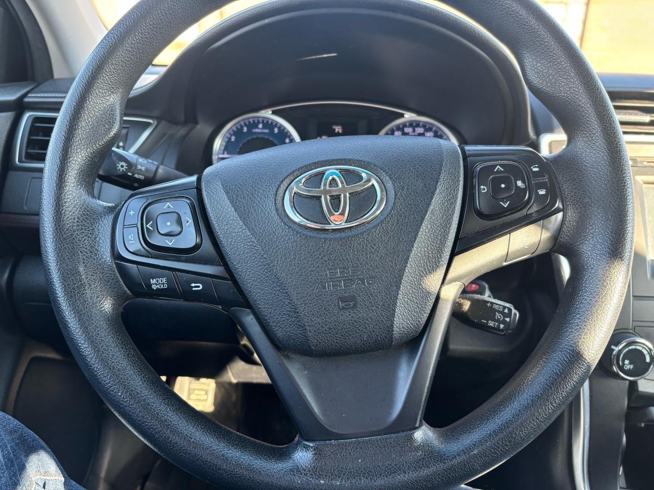 2017 Toyota Camry LE - Photo #4