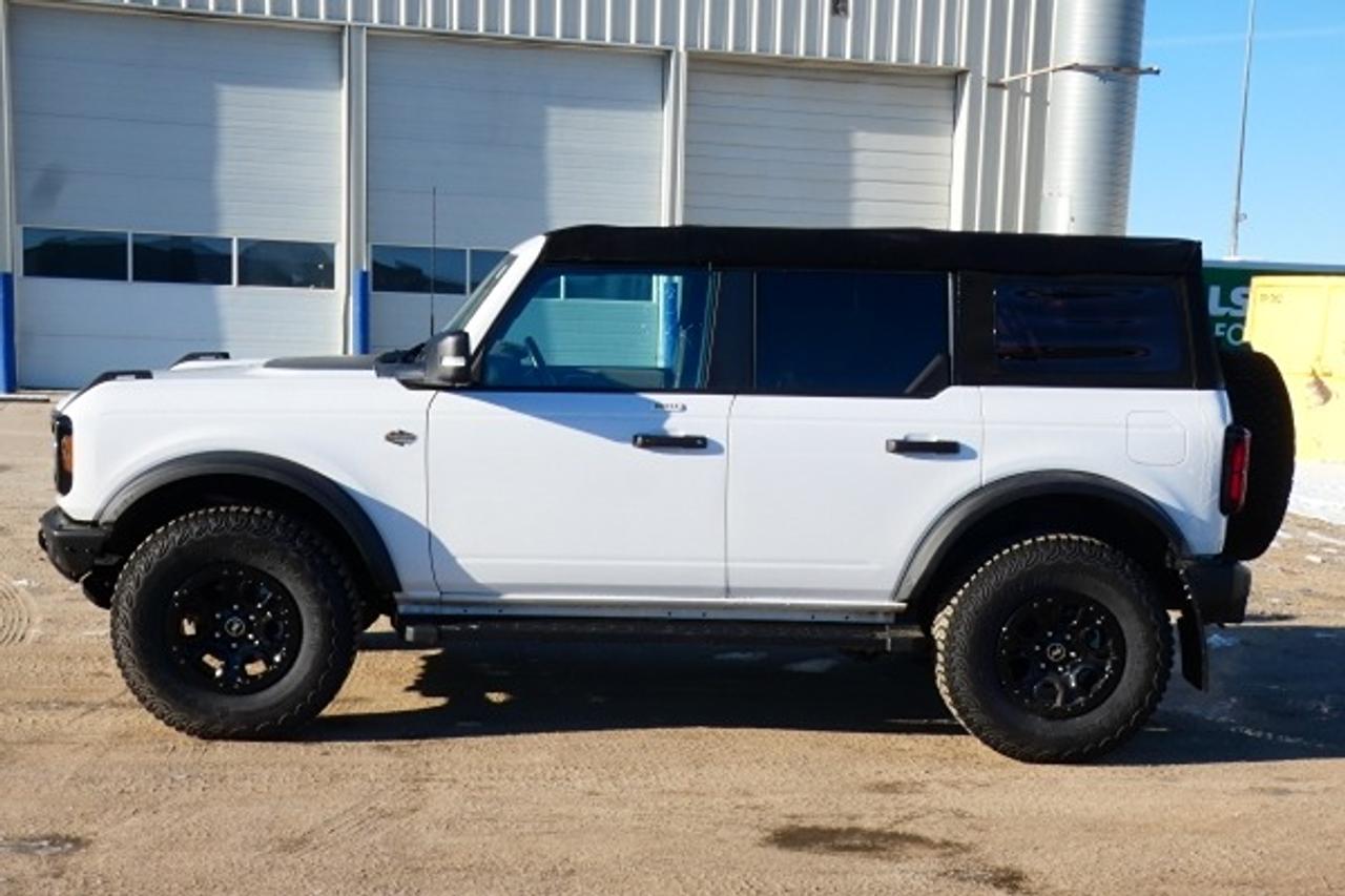 2023 Ford Bronco Wildtrak Sasquatch w/Htd L, conv. roof, NAV, BUC - Photo #1