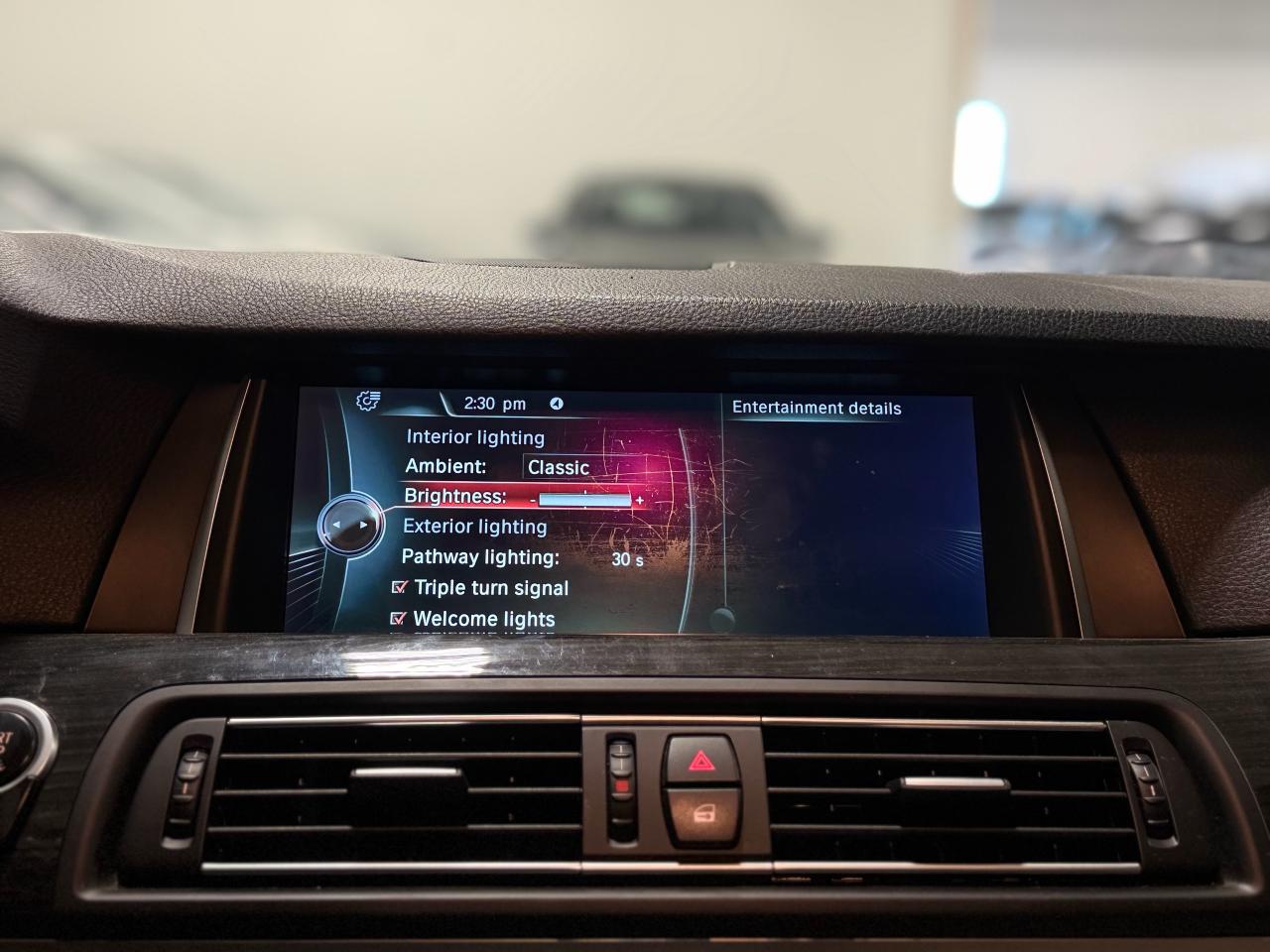 2016 BMW 5 Series 535i xDrive - Photo #17