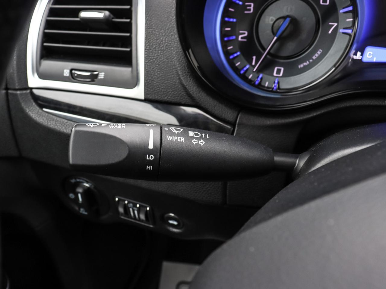 2023 Chrysler 300 300 Touring L AWD Photo