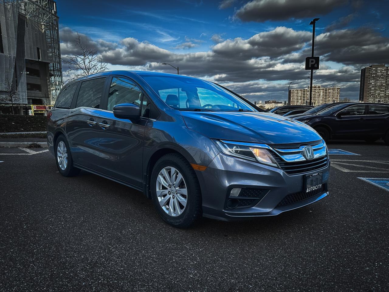 2019 Honda Odyssey LX | NO ACCIDENTS | CLEAN CARFAX | Photo2