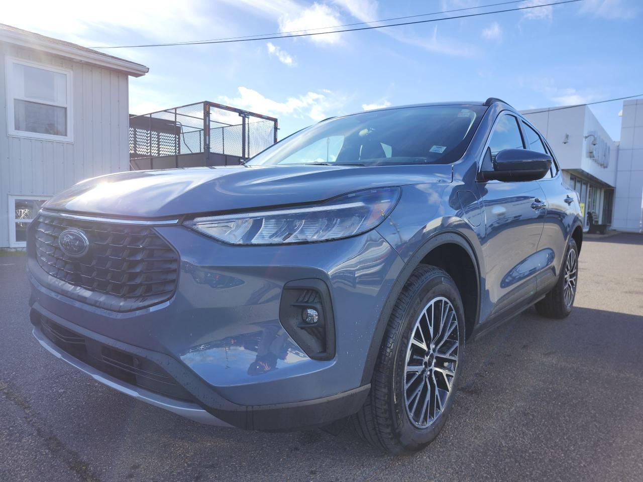 2026 Ford Escape PHEV FWD Photo5