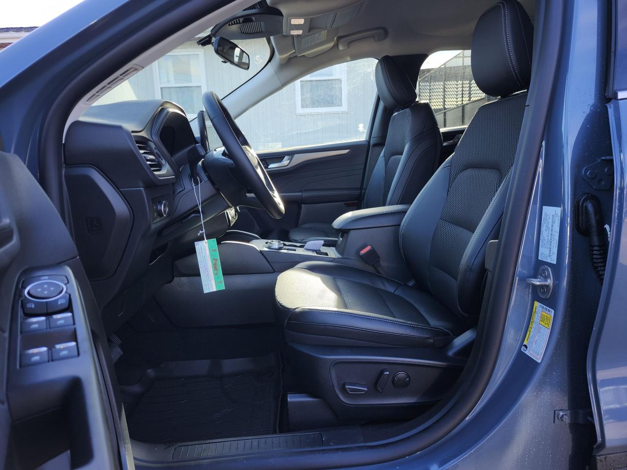 2026 Ford Escape PHEV FWD Photo5