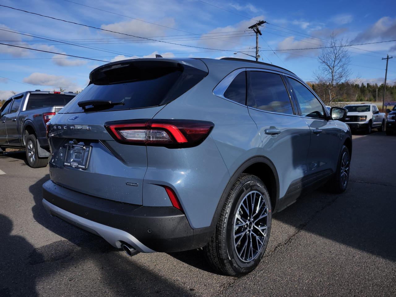 2026 Ford Escape PHEV FWD Photo4