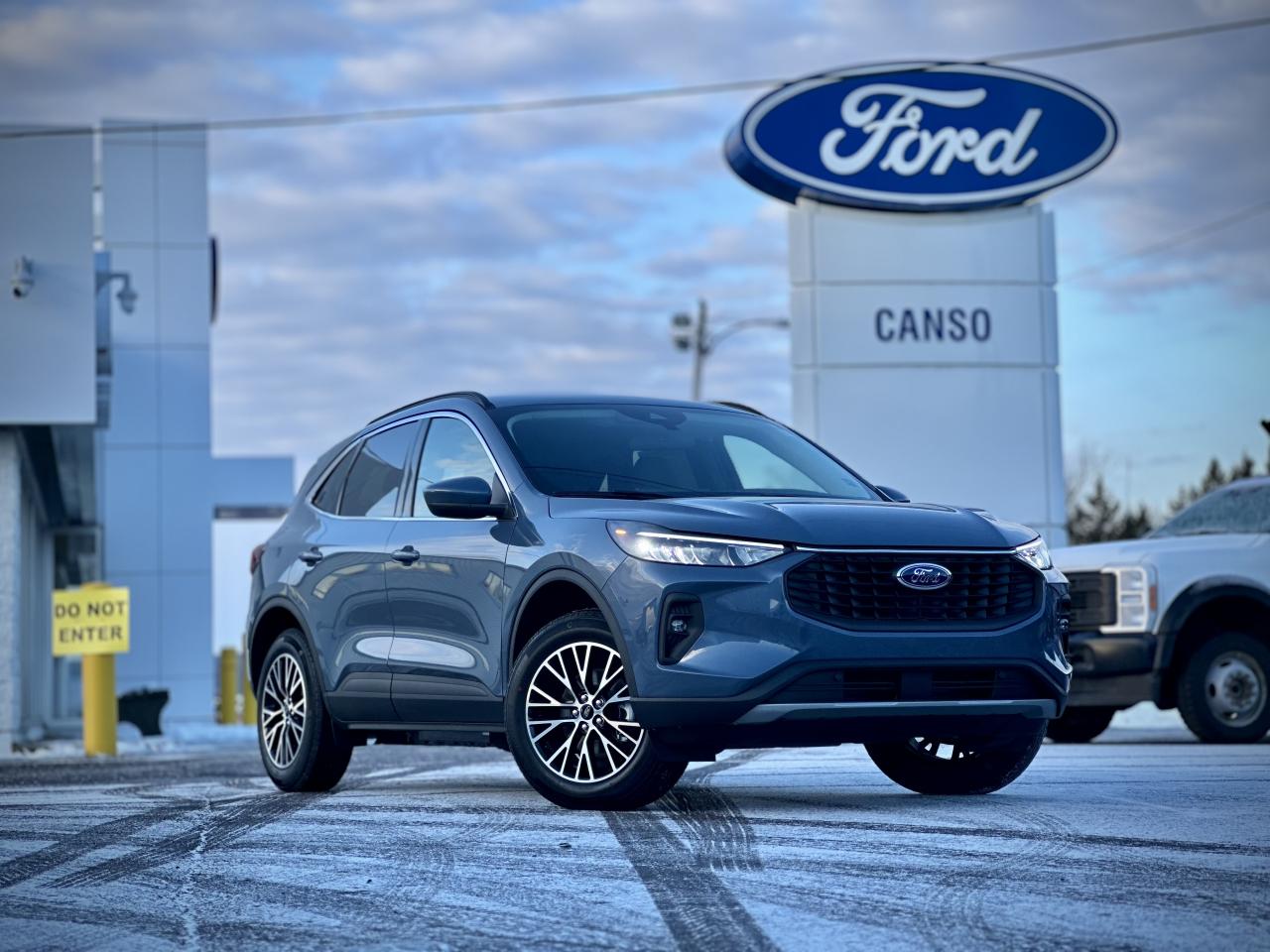 2026 Ford Escape PHEV FWD Photo0