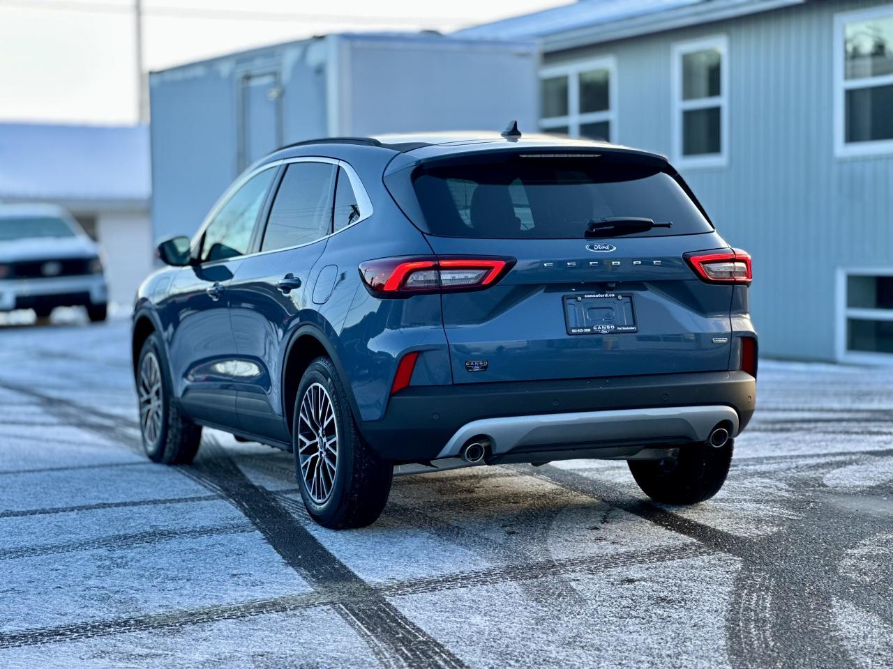 2026 Ford Escape PHEV FWD Photo4