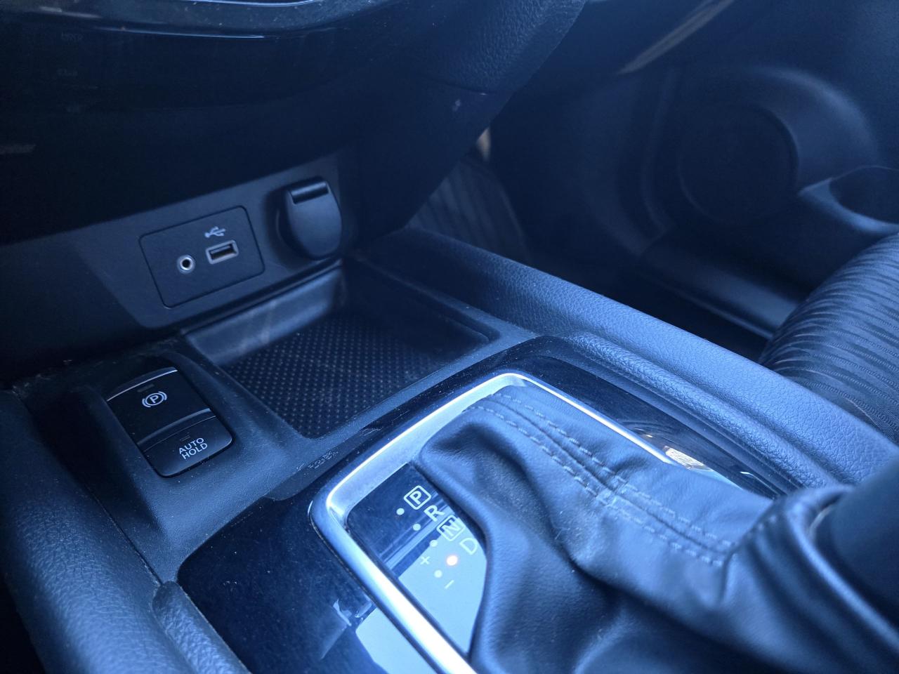 2020 Nissan Rogue AWD SV - Photo #11