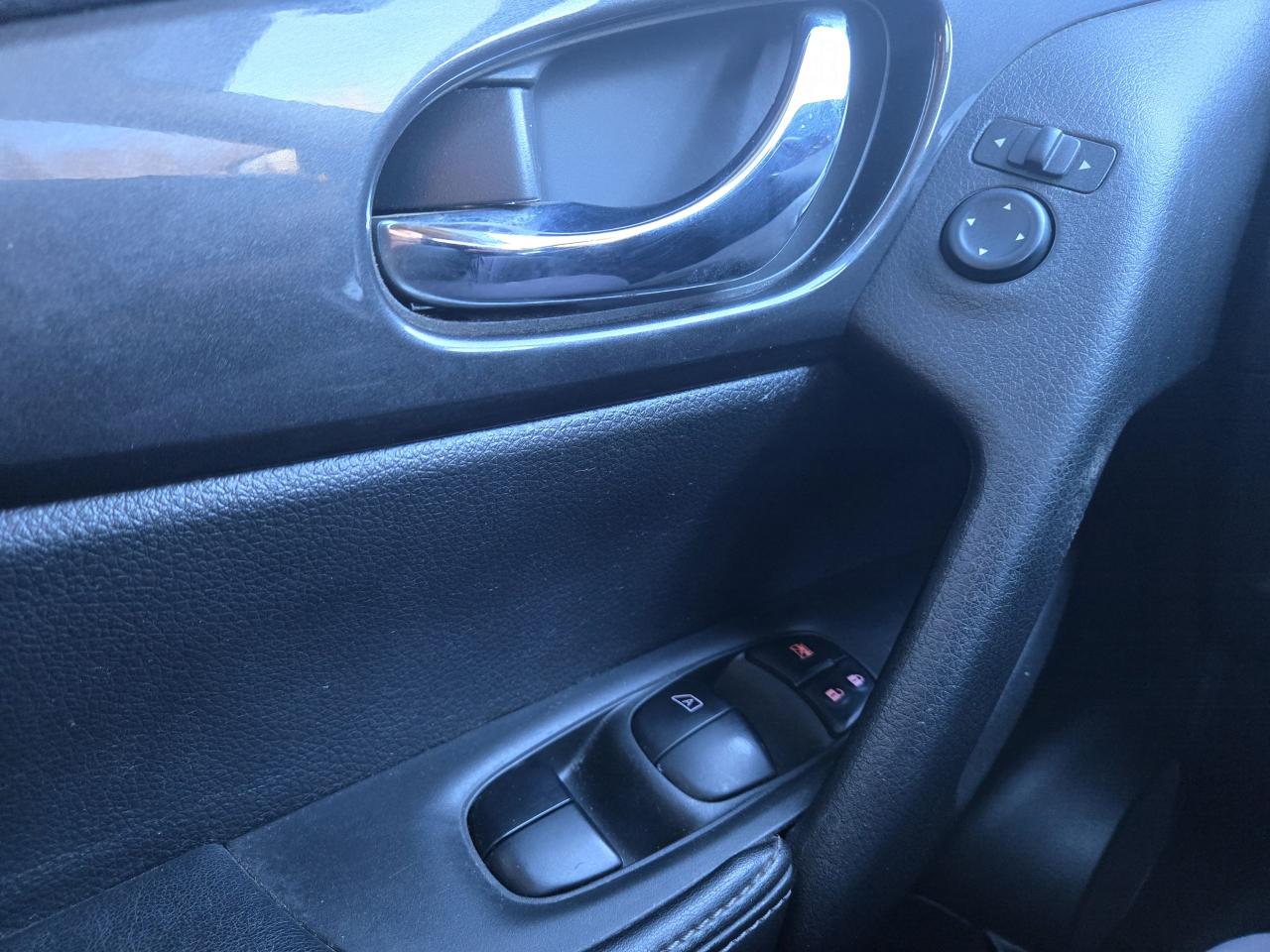 2020 Nissan Rogue AWD SV - Photo #20