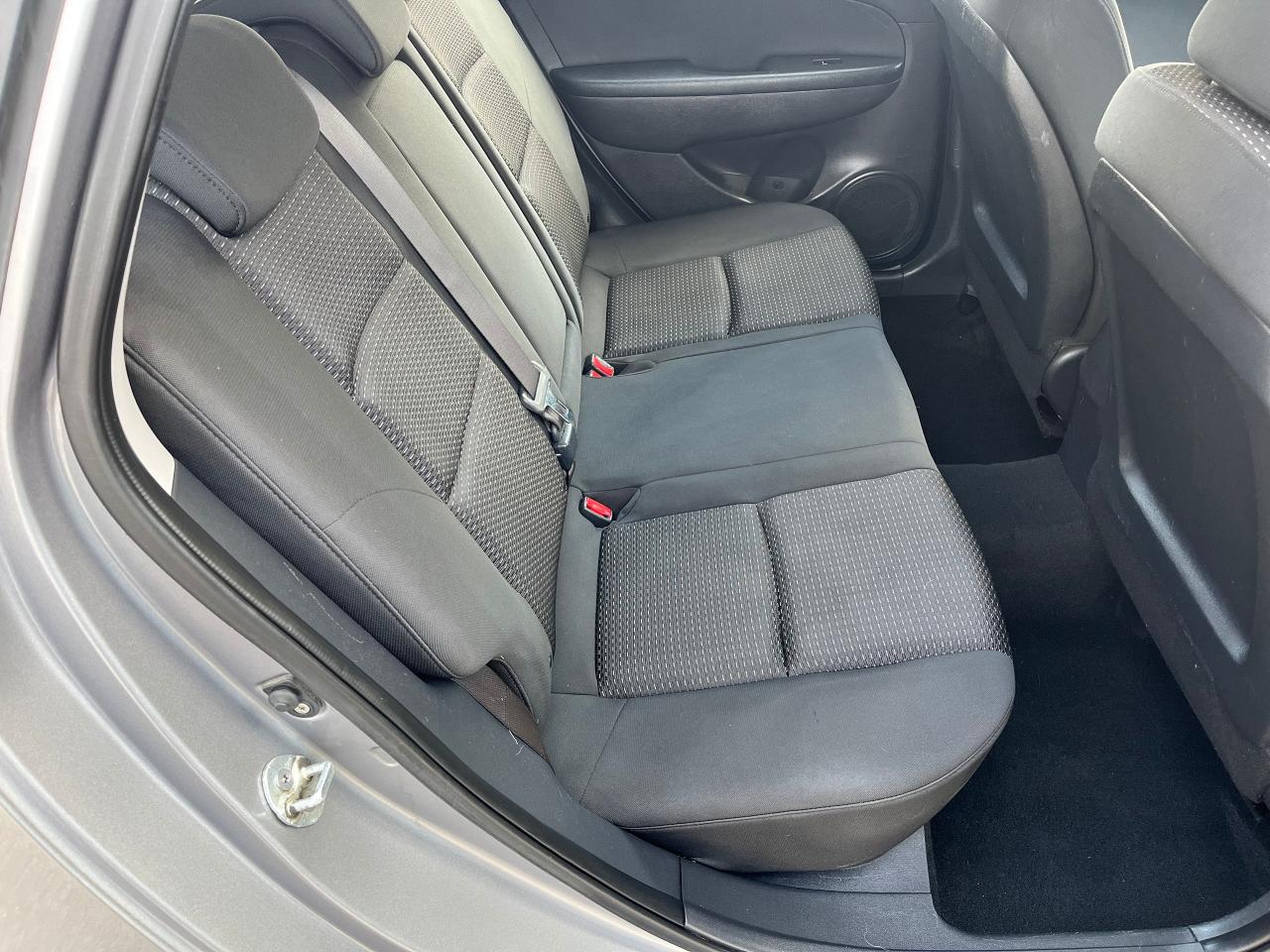 2011 Hyundai Elantra Touring 5 SPD. LOW MILEAGE! SERVICE RECORDS! CERTIFIED ! Photo