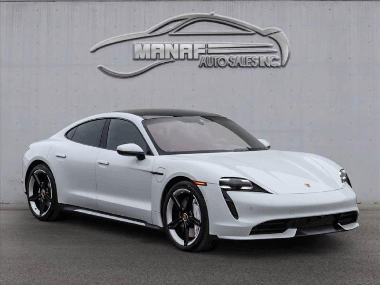 2020 Porsche Taycan TURBO Photo