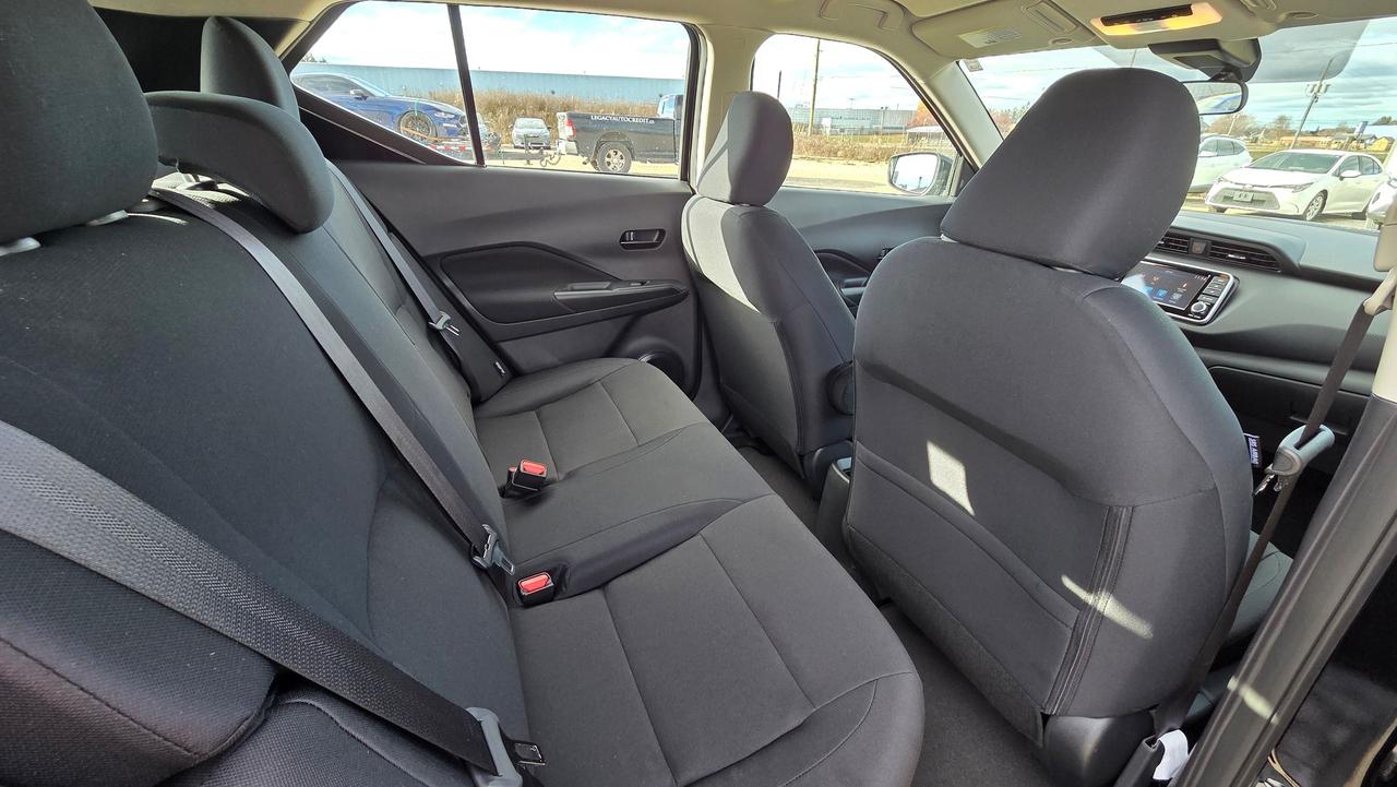 2025 Nissan Kicks S Photo