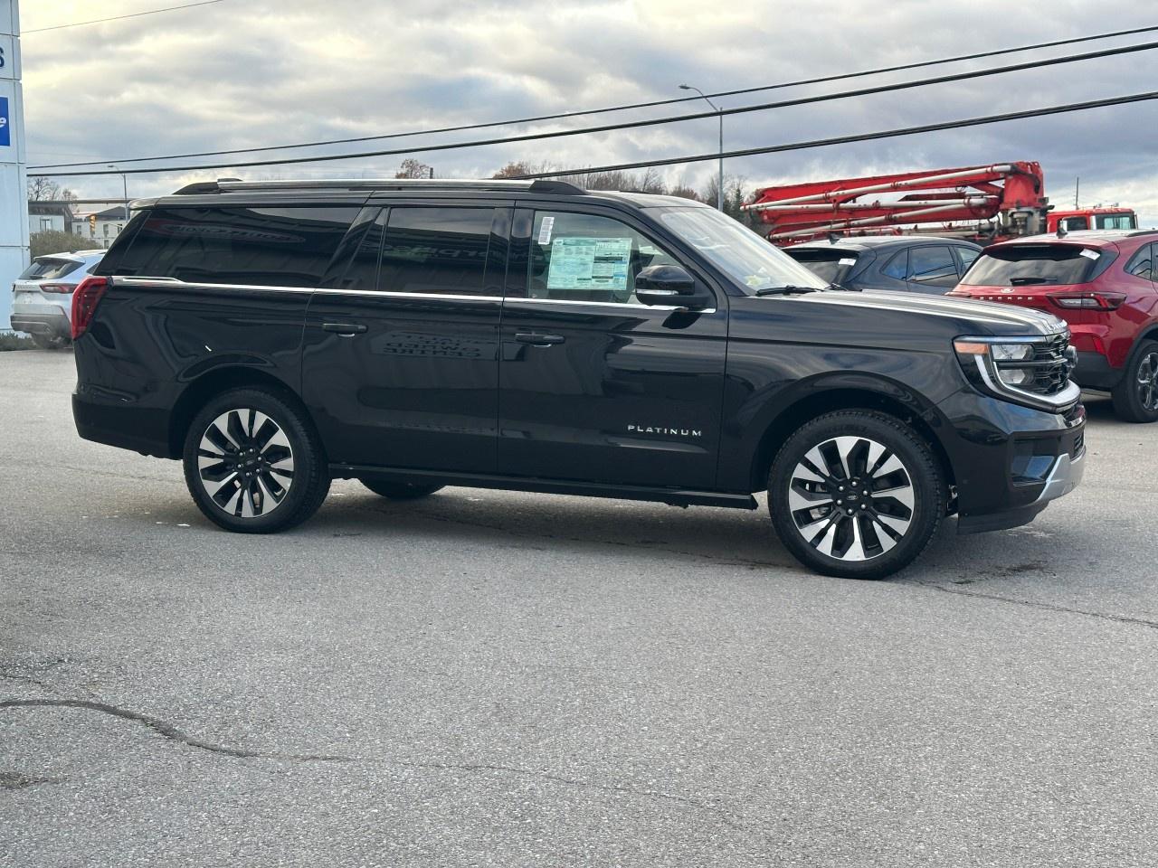 2025 Ford Expedition Platinum Max 4X4 Photo