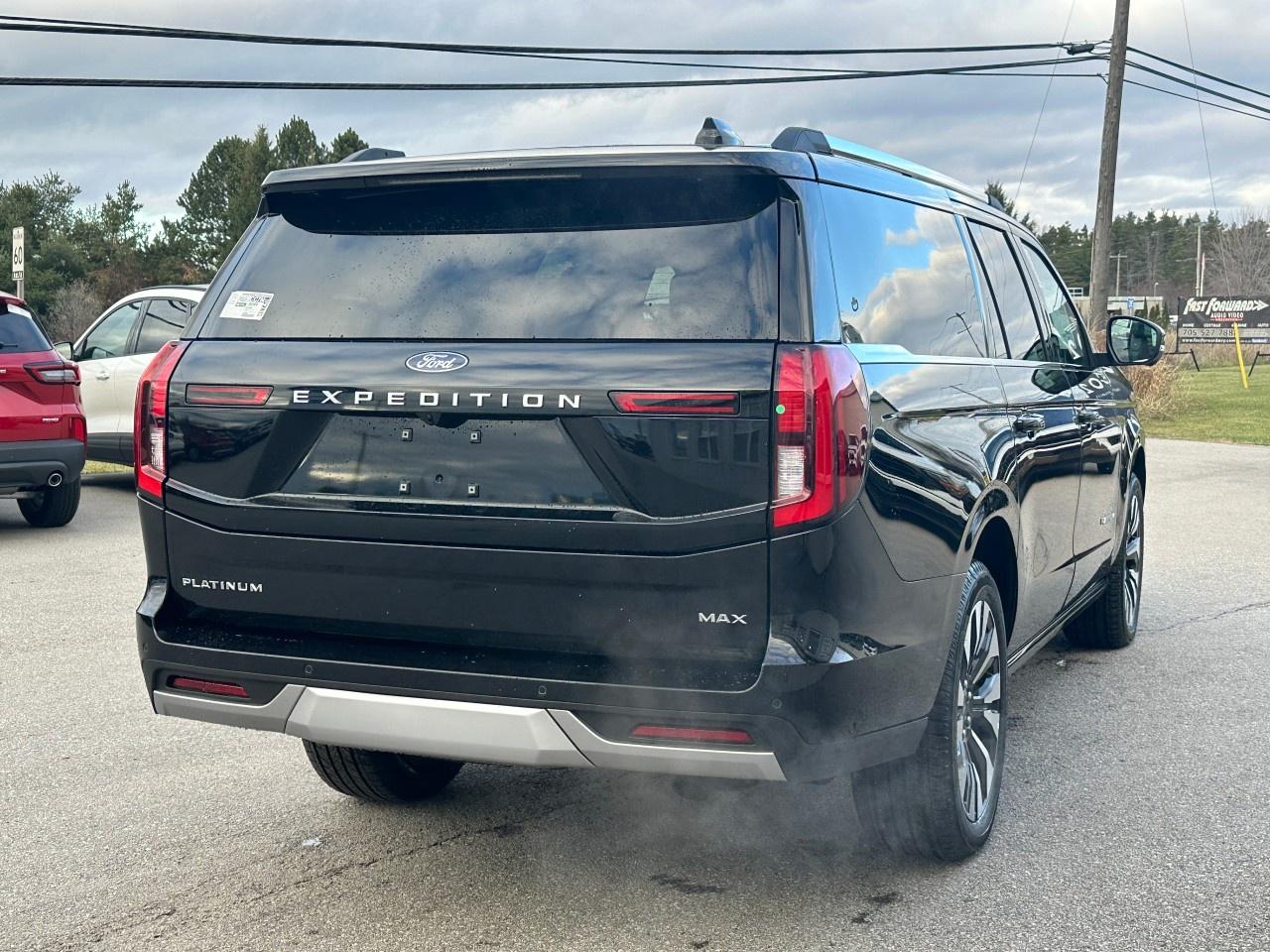 2025 Ford Expedition Platinum Max 4X4 Photo