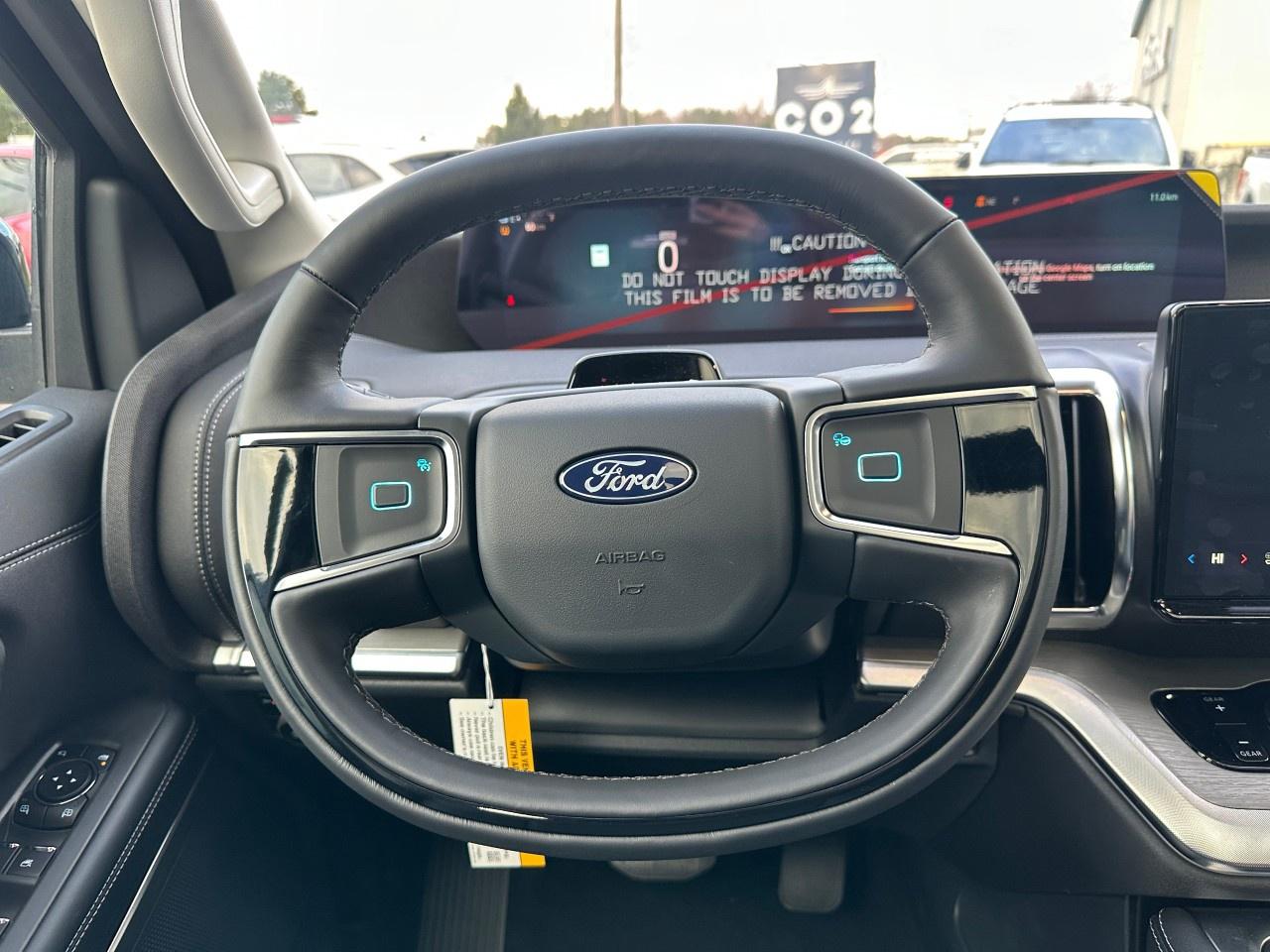 2025 Ford Expedition Platinum Max 4X4 Photo