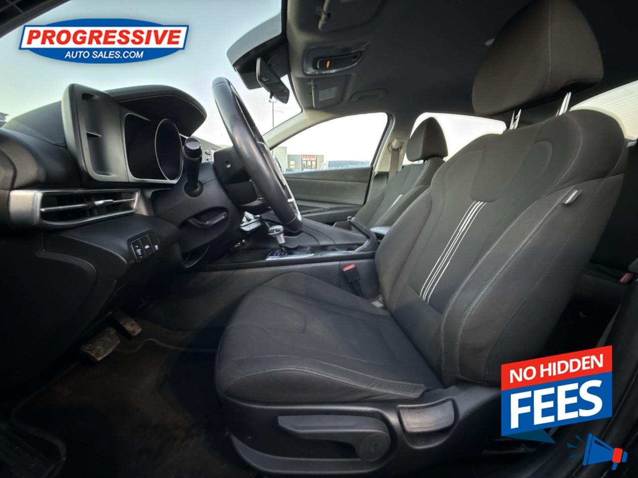 2023 Hyundai Elantra Preferred Photo