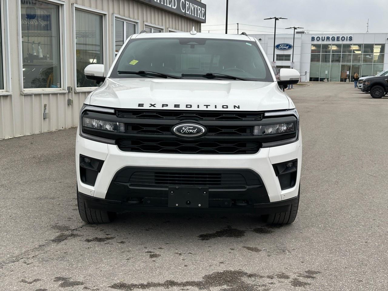 2023 Ford Expedition LIMITED MAX 4X4 Photo