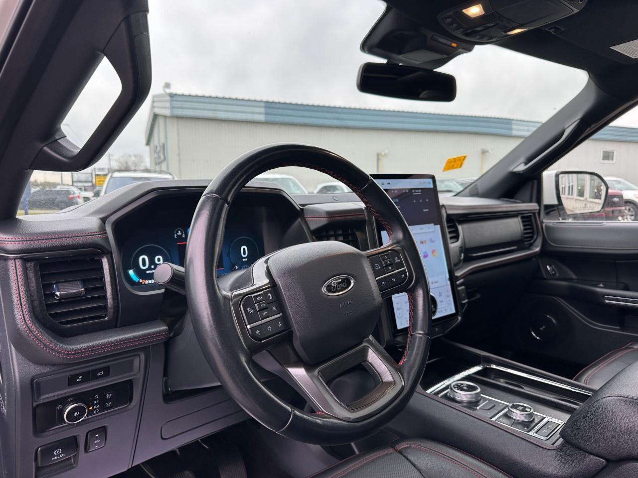 2023 Ford Expedition LIMITED MAX 4X4 Photo