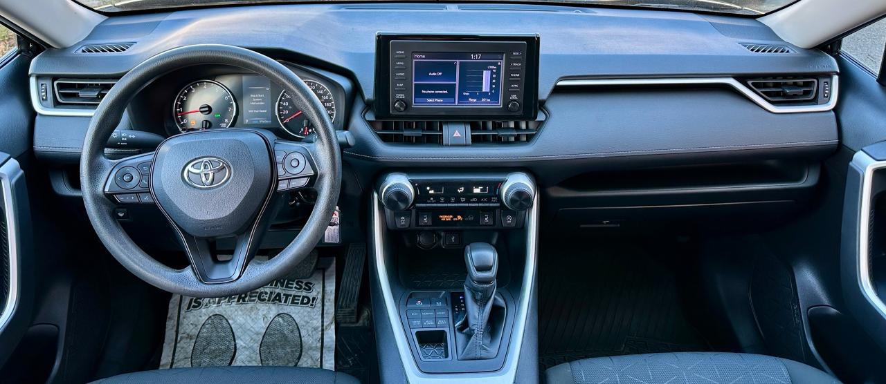2022 Toyota RAV4 LE | NO ACCIDENTS | HEATED SEATS | BACK UP CAM Photo
