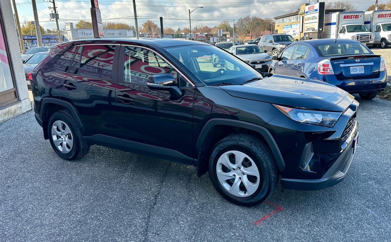 2022 Toyota RAV4 LE | NO ACCIDENTS | HEATED SEATS | BACK UP CAM Photo3