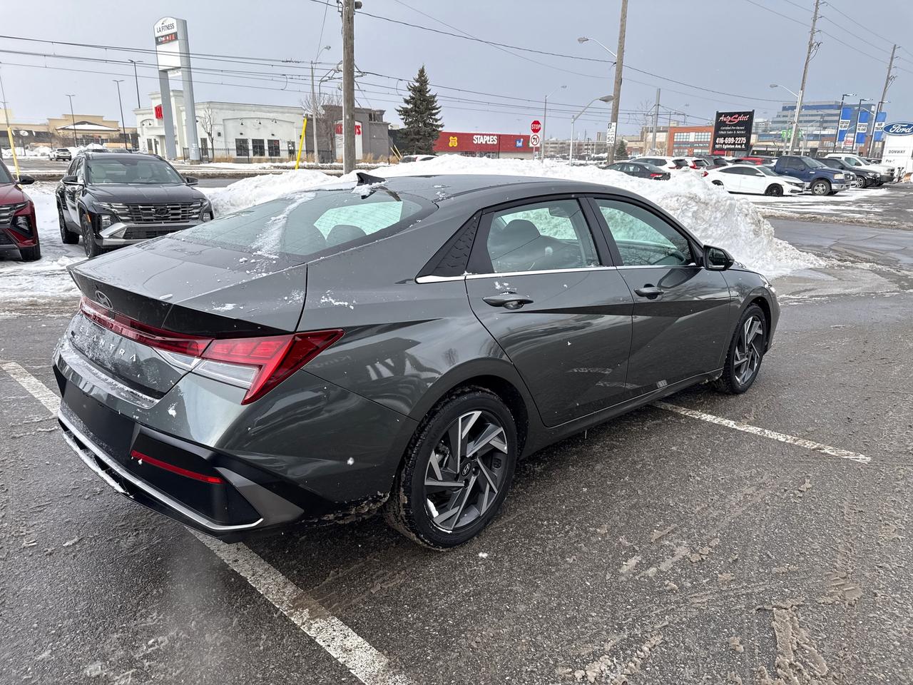 2025 Hyundai Elantra Luxury Photo