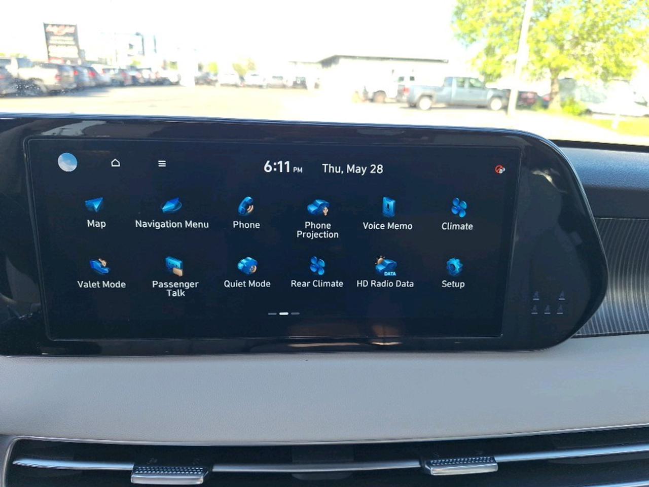 2025 Hyundai PALISADE Ultimate Calligraphy w/Beige Interior Photo