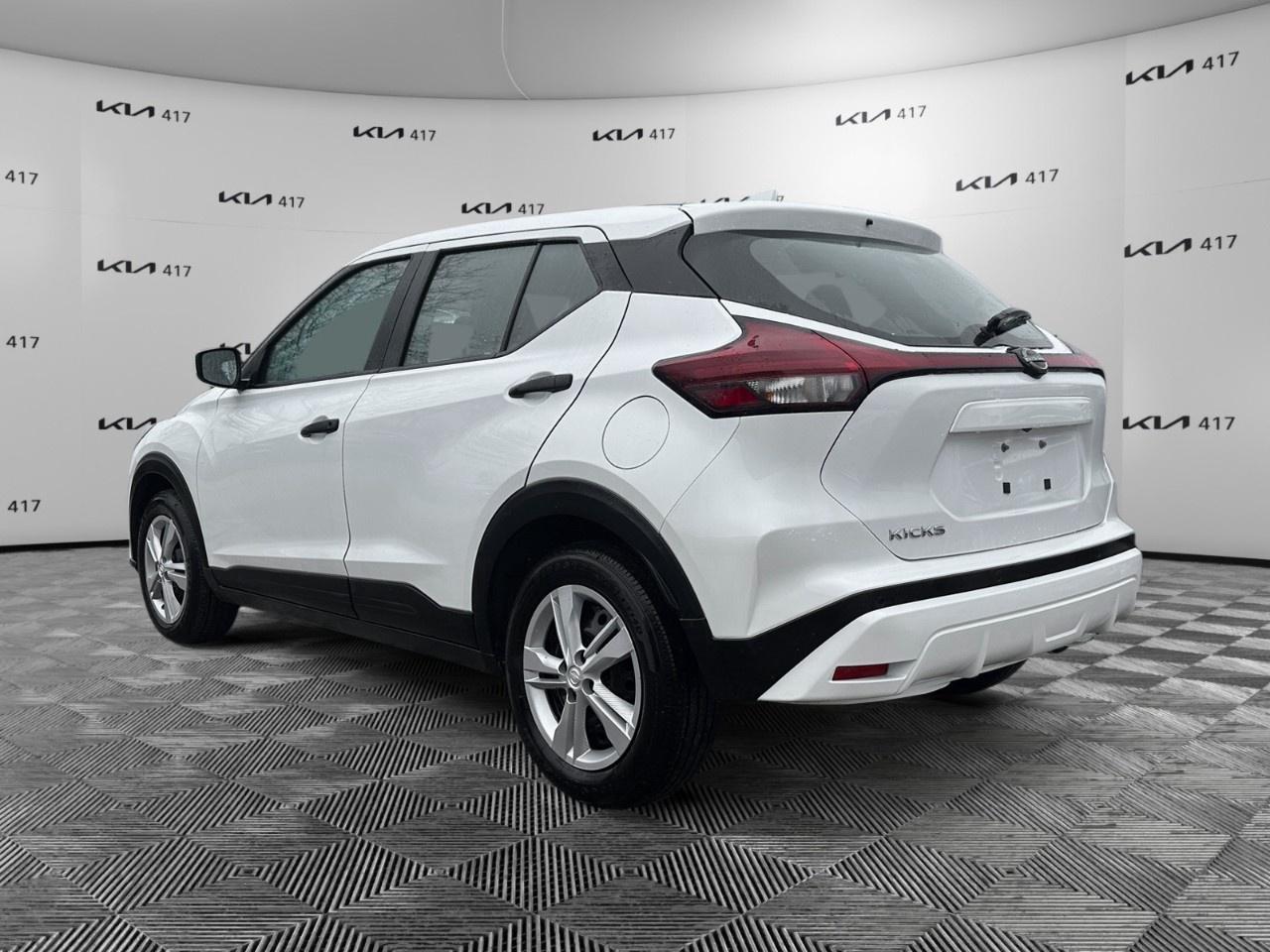2025 Nissan Kicks Play S FWD Photo