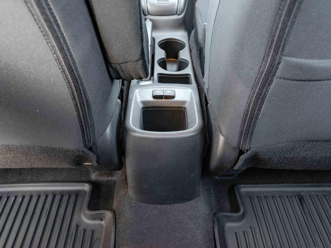 2025 Nissan Kicks Play S FWD Photo